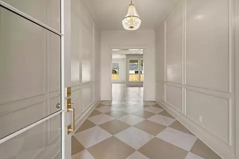 Entry Way - 4221 Cypress Point Dr, Covington, LA 70433 photo 1 of 4