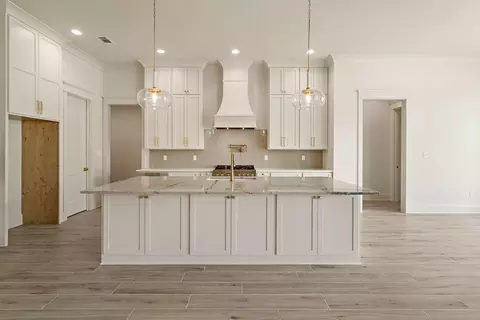 Kitchen - 4221 Cypress Point Dr, Covington, LA 70433 photo 1 of 5