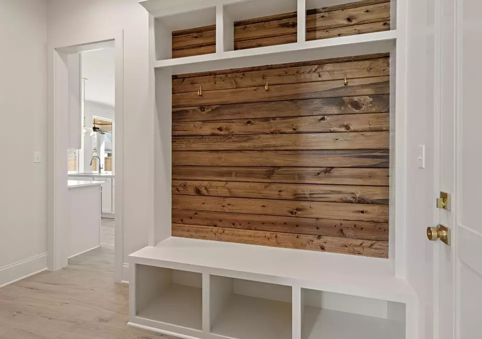 Entry Way - 4221 Cypress Point Dr, Covington, LA 70433 photo 3 of 4