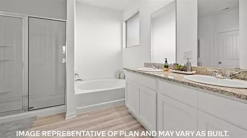 Bath - 40594 Cara Mae St, Slidell, LA 70461 photo 1 of 2