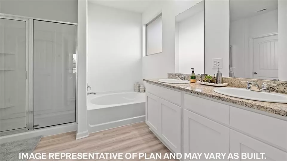 Bath - 40594 Cara Mae St, Slidell, LA 70461 photo 1 of 2
