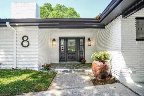 8 Park Island Dr, New Orleans, LA 70122