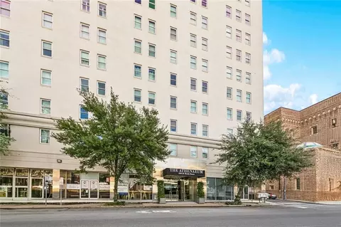 1205 St Charles Ave #907, New Orleans, LA 70130