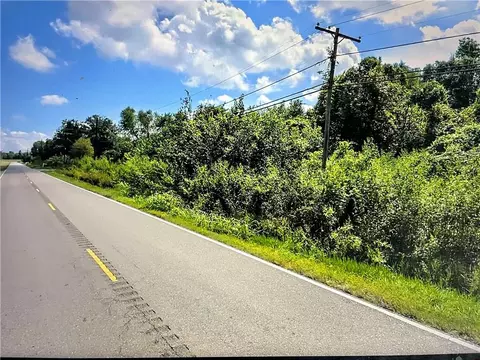 1366201 Mississippi Riv Rd, New Orleans, LA 70131