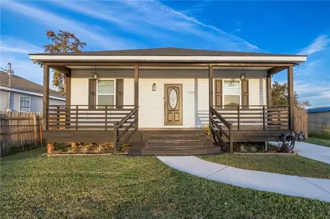 1223 Pailet Ave, Harvey, LA 70058