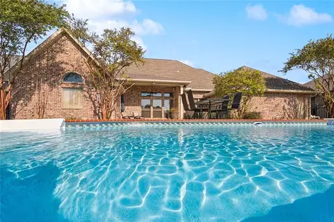 Exterior - 250 E Augusta Ln, Slidell, LA 70458 photo 9 of 11