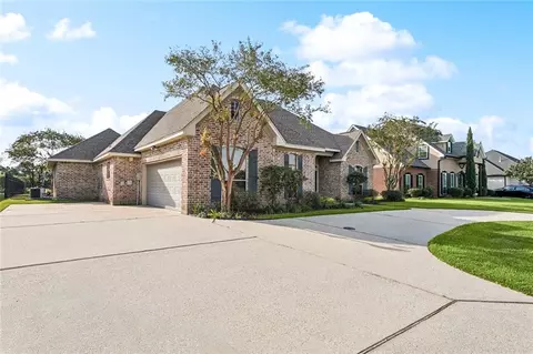 250 E Augusta Ln, Slidell, LA 70458