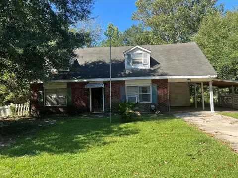 Undisclosed, Slidell, LA 70458 photo 1