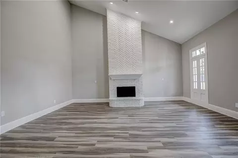 Living - 185 Villere Dr, Destrehan, LA 70047 photo 3 of 7