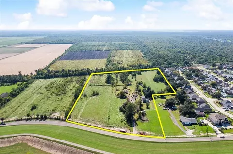 14341 River Rd, Hahnville, LA 70057
