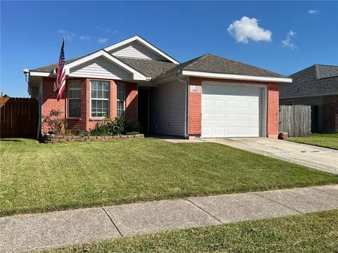 2720 Bayou Cane Dr, Marrero, LA 70072