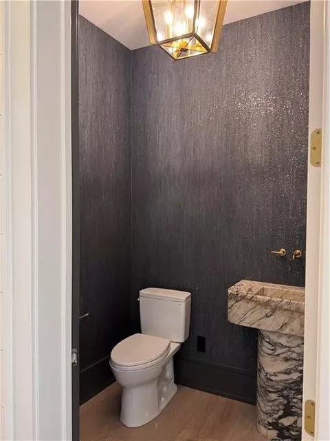 Bath - 54 Thunderbird Dr, Covington, LA 70433 photo 1 of 16