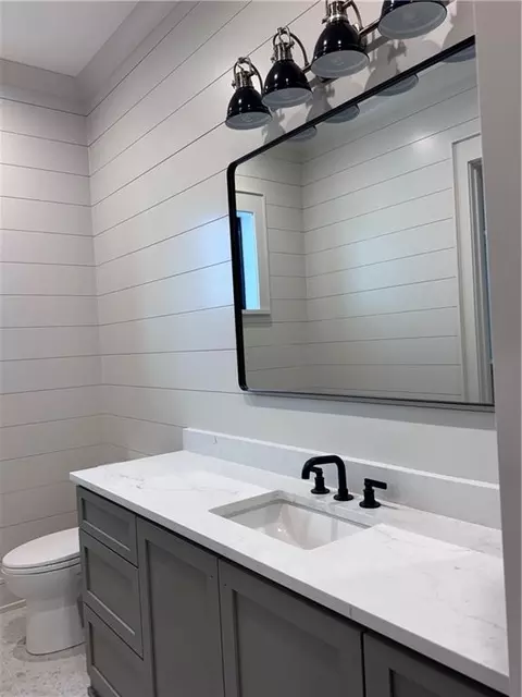 Bath - 54 Thunderbird Dr, Covington, LA 70433 photo 8 of 16