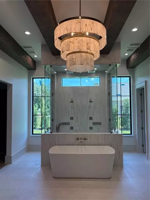 Bath - 54 Thunderbird Dr, Covington, LA 70433 photo 2 of 16
