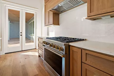 Kitchen - 854 Cane Loop Aly, Covington, LA 70433 photo 4 of 4