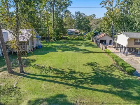 18146 Cusachs Dr, Covington, LA 70433