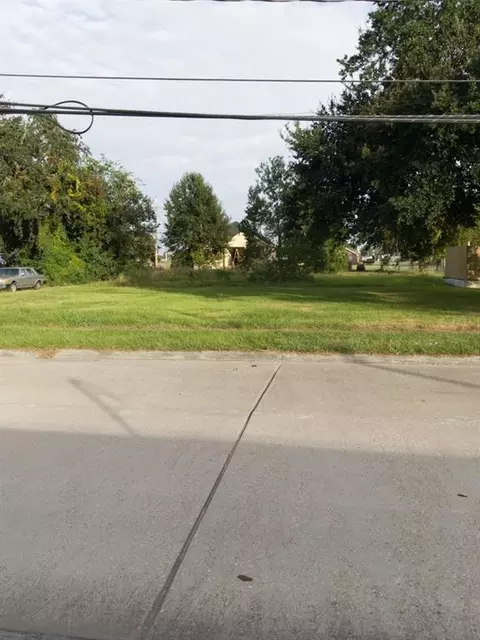 7301 Patricia St, Arabi, LA 70032