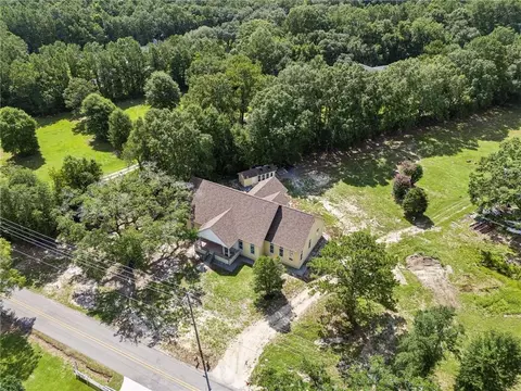 View/Area - 23160 Lowe Davis Rd, Covington, LA 70435 photo 2 of 3