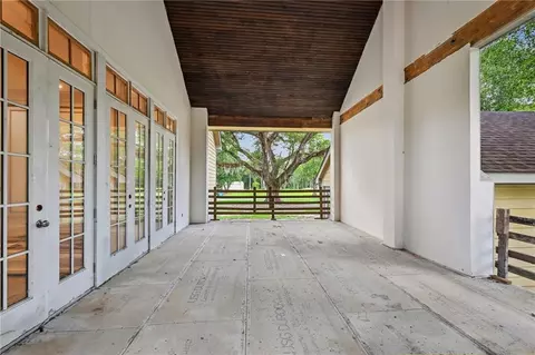 Exterior - 23160 Lowe Davis Rd, Covington, LA 70435 photo 6 of 7