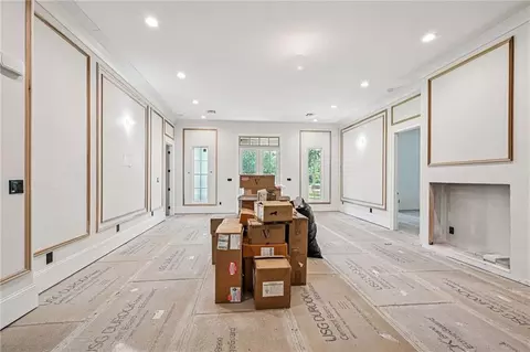 Living - 23160 Lowe Davis Rd, Covington, LA 70435 photo 3 of 5