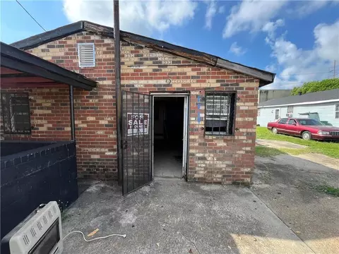 3110 Claiborne Ave, Metairie, LA 70001