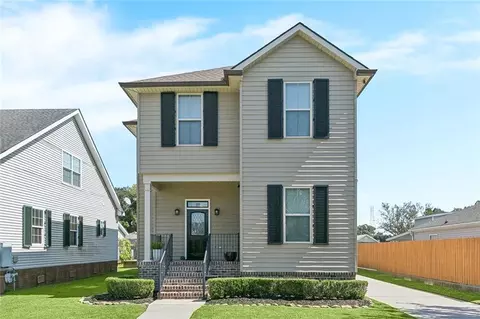 333 Roseland Pkwy, Harahan, LA 70123