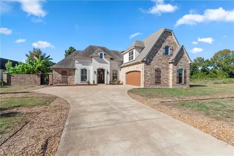 1309 Anna Ln, Alexandria, LA 71303