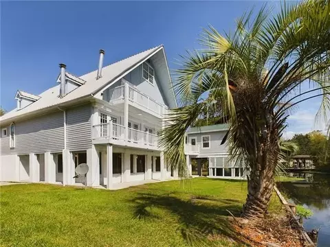 69027 Riverbend Dr, Covington, LA 70433