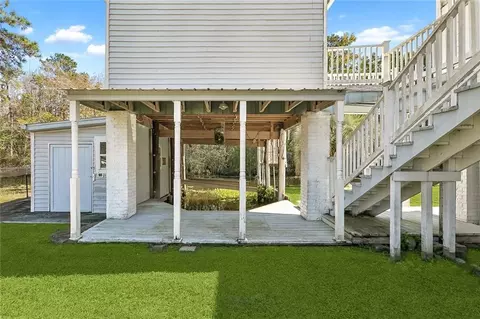 Exterior - 69027 Riverbend Dr, Covington, LA 70433 photo 4 of 7