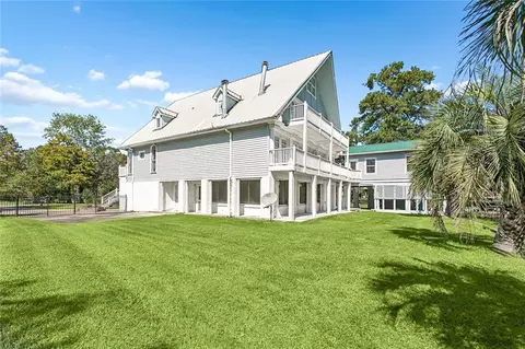 Exterior - 69027 Riverbend Dr, Covington, LA 70433 photo 6 of 7