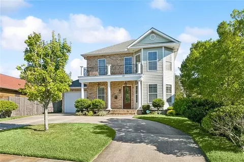 342 Edinburgh St, Metairie, LA 70001