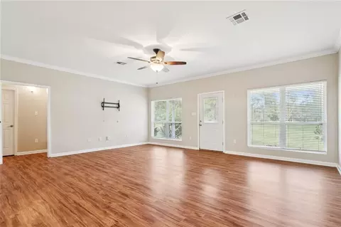 Living - 73121 Pruden Rd, Covington, LA 70435 photo 6 of 6