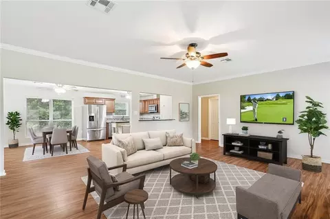 Living - 73121 Pruden Rd, Covington, LA 70435 photo 1 of 6