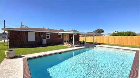 113 Theta St, Belle Chasse, LA 70037
