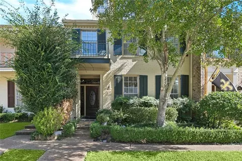 228 Rue Saint Peter, Metairie, LA 70005