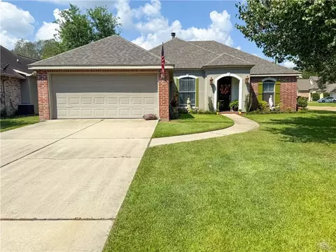 115 Vintage Dr, Covington, LA 70433 photo 1