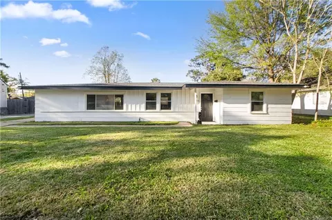 212 Fairfax Pl, New Orleans, LA 70131
