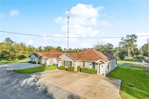 11581 Ami Ln, Hammond, LA 70401