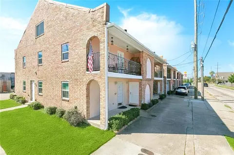 3400 W Esplanade Ave #D, Metairie, LA 70002