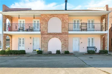 3400 W Esplanade Ave #D, Metairie, LA 70002