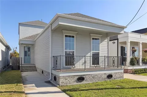 9213 S Claiborne Ave, New Orleans, LA 70118