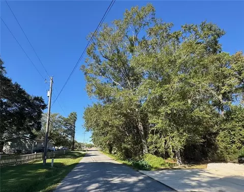 Natchez Drive, Slidell, LA 70458 photo 8