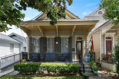 4229 Camp St, New Orleans, LA 70115