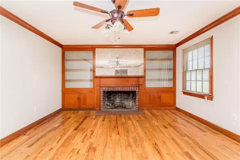 Living - 800 S Range Rd, Hammond, LA 70403 photo 5 of 8