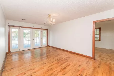Living - 800 S Range Rd, Hammond, LA 70403 photo 7 of 8