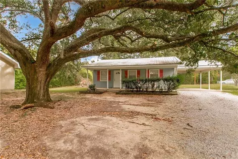 44320 Simpson Pl, Hammond, LA 70403