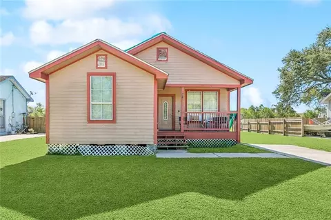 283 Wilson St, Belle Chasse, LA 70037