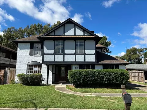 61 Grand Canyon Dr, New Orleans, LA 70131