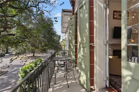 835 Esplanade Ave #D, New Orleans, LA 70116