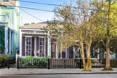 2412 14 Magazine St, New Orleans, LA 70130